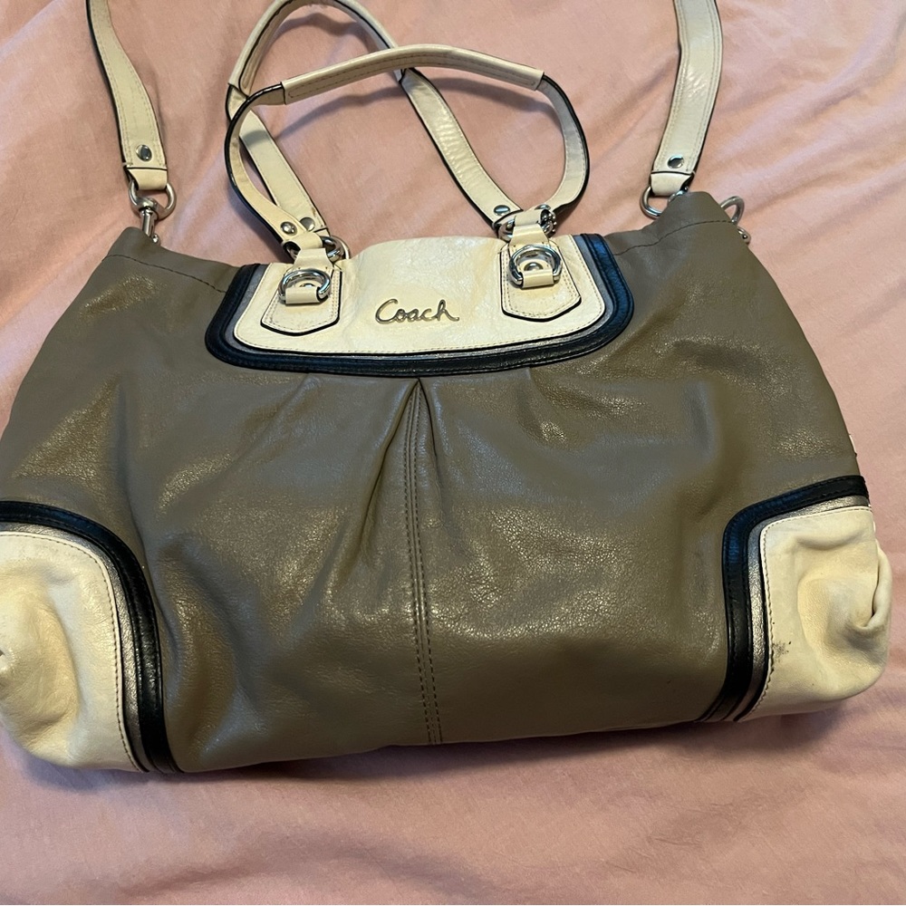 Authentic coach bag, leather